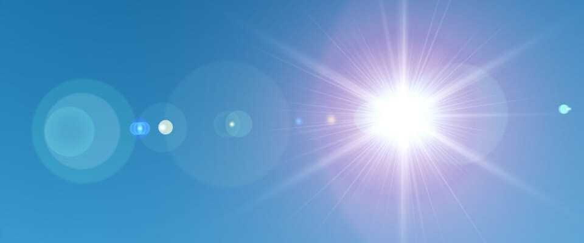 Sonne am blauen Himmel